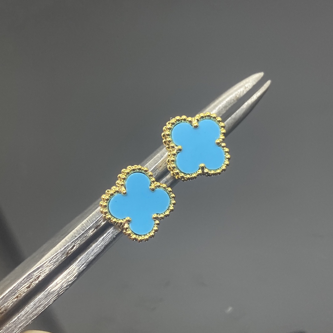 High Quality Fashion     Earring  03130472