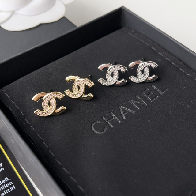 High   Quality   Fashion    Earring    011014