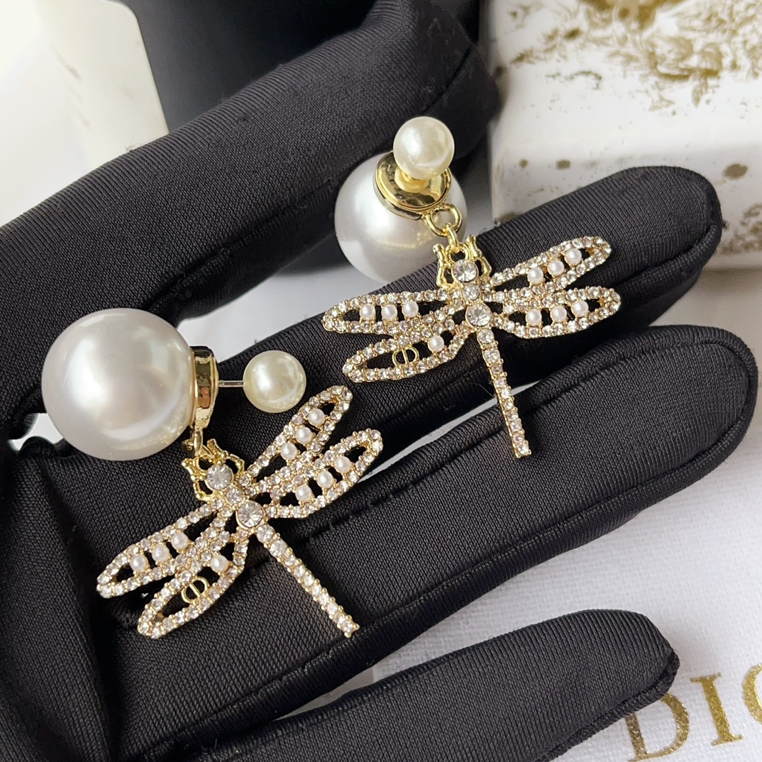 High   Quality   Fashion    Earring    011015