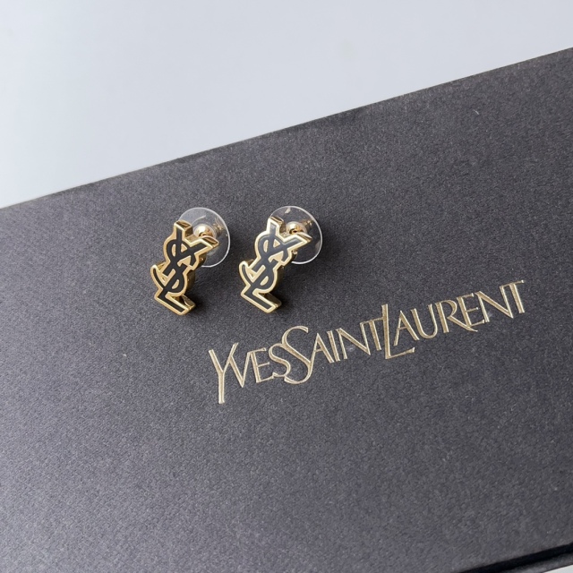 High   Quality   Fashion    Earring    011021