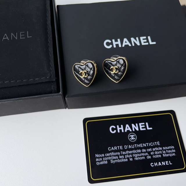 High   Quality   Fashion    Earring    011019