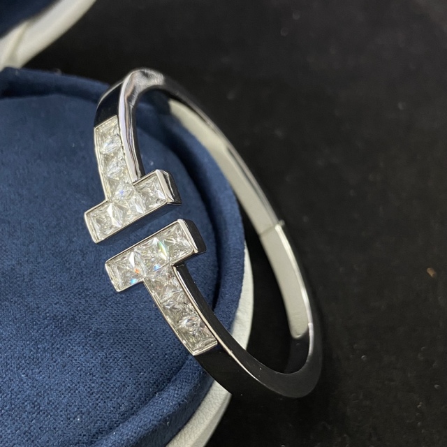 High Quality Fashion    Bracelet    03130537