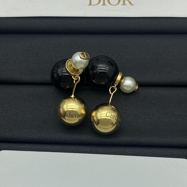 High Quality Fashion    Earring   05163903