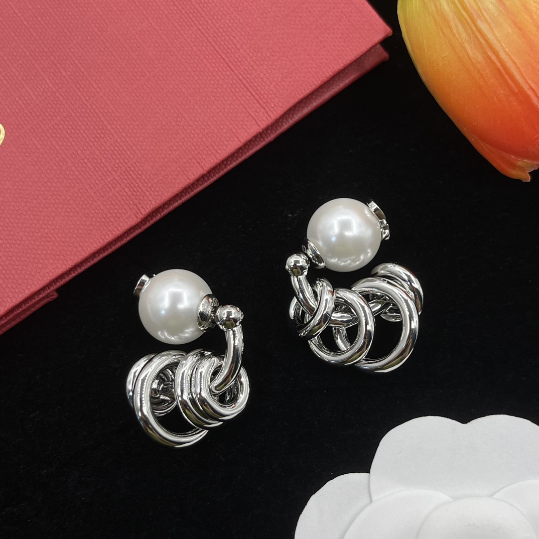 High Quality Fashion    Earring   05163868