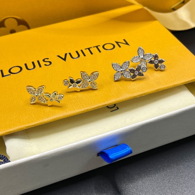 High   Quality   Fashion    Earring   011032