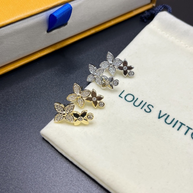 High   Quality   Fashion    Earring   011032