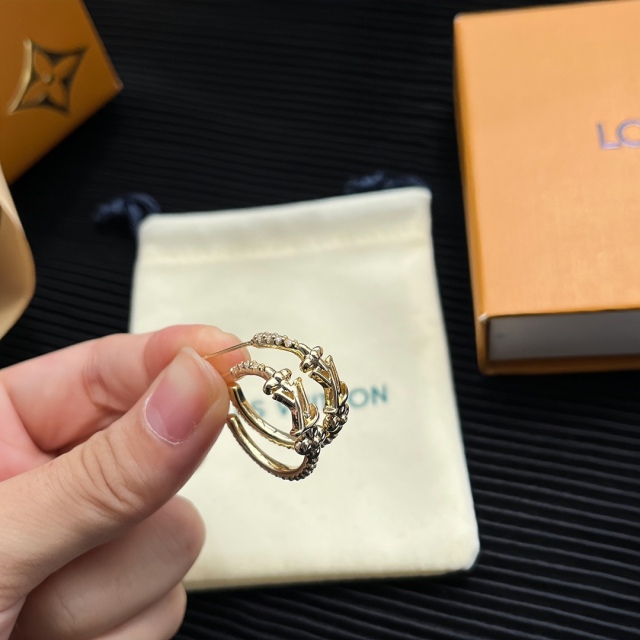 High   Quality   Fashion    Earring   011029
