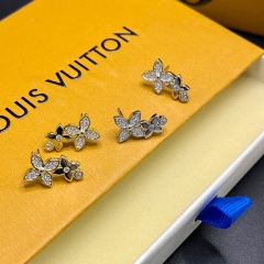 High   Quality   Fashion    Earring   011032