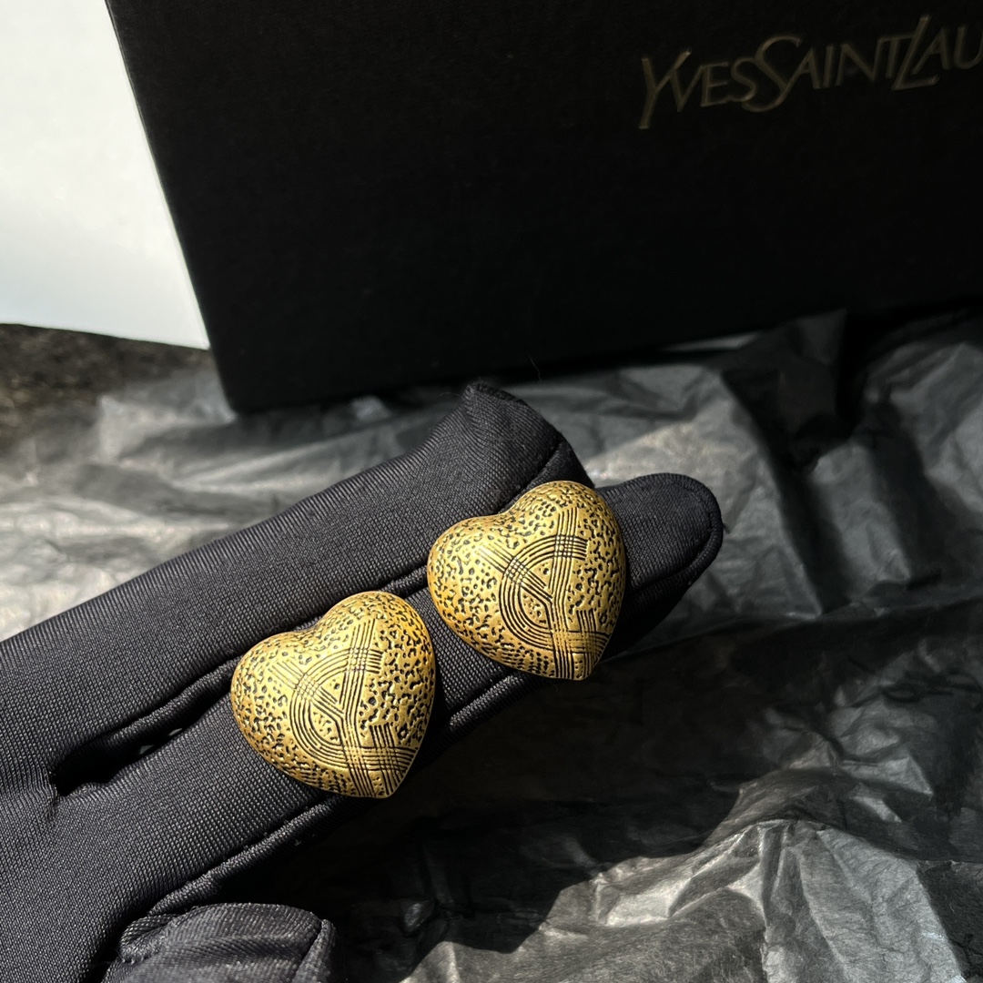 High   Quality   Fashion    Earring   011034