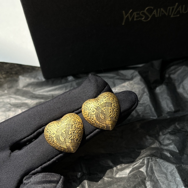 High   Quality   Fashion    Earring   011034