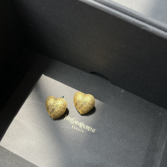 High   Quality   Fashion    Earring   011034