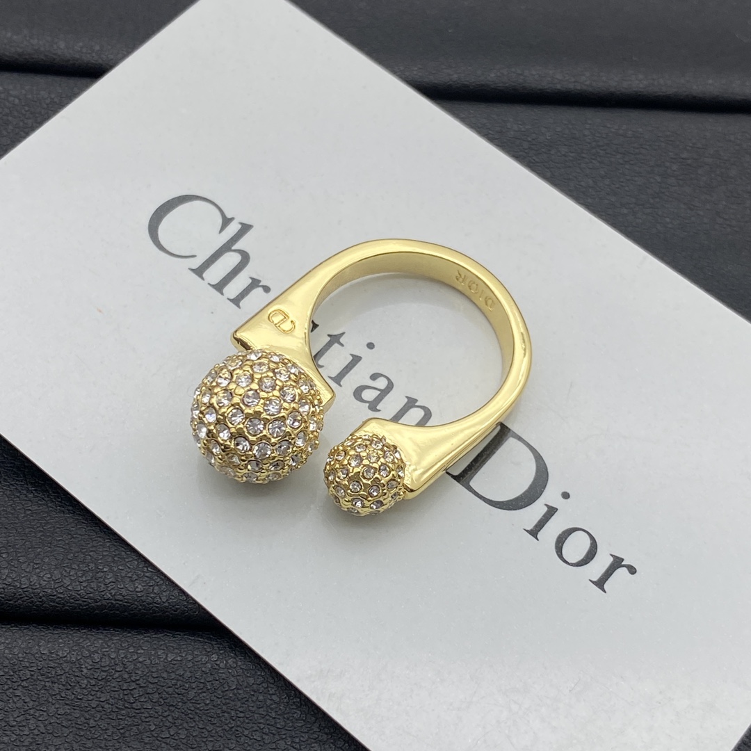 High   Quality  Fashion    Ring   07164269