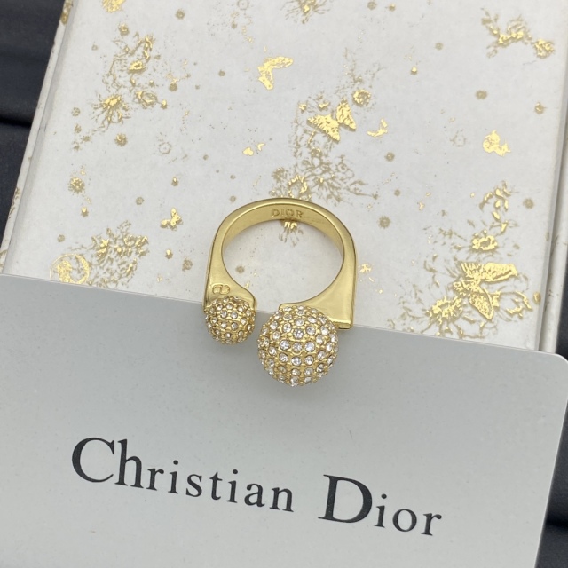 High   Quality  Fashion    Ring   07164269