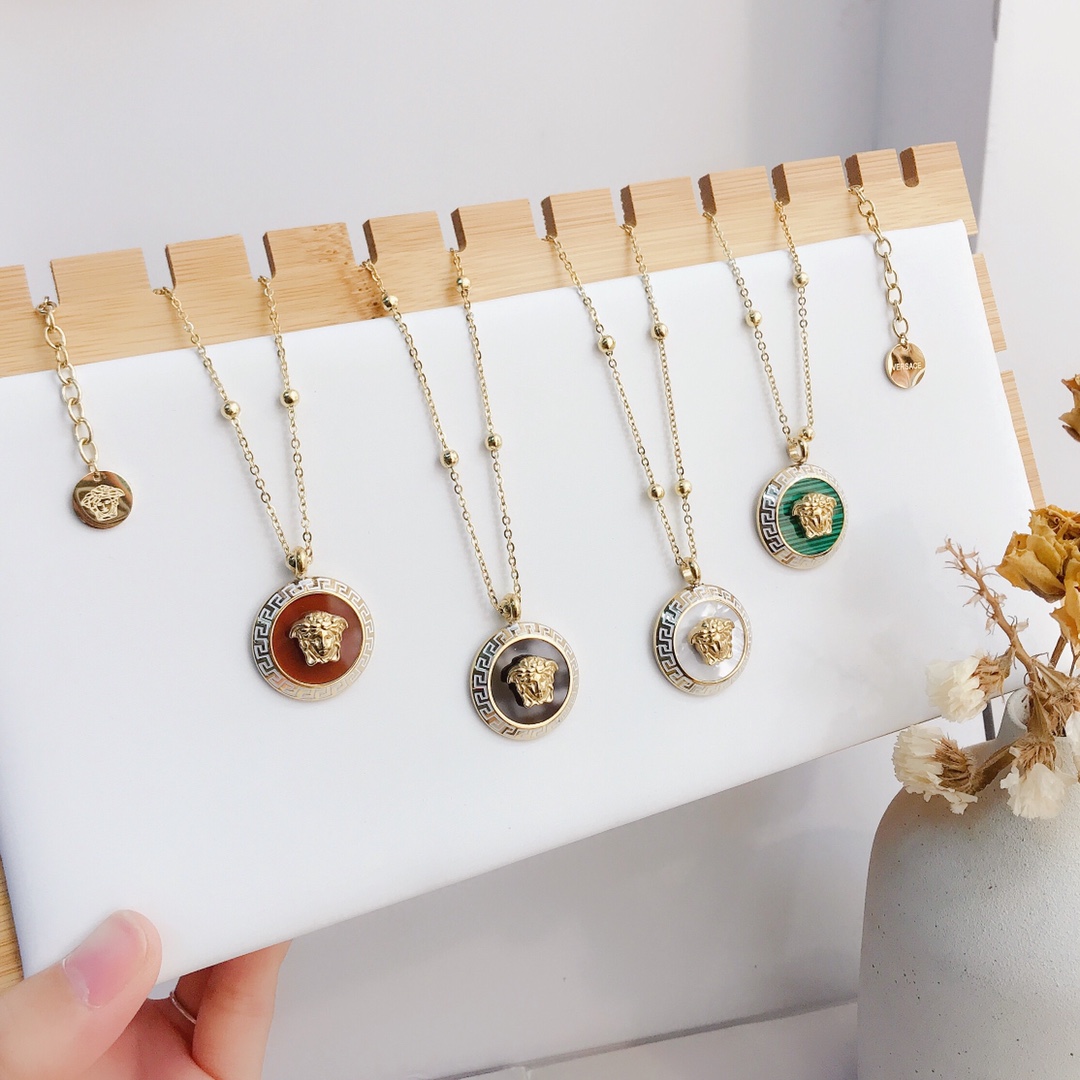High   Quality   Fashion     Necklace   01060