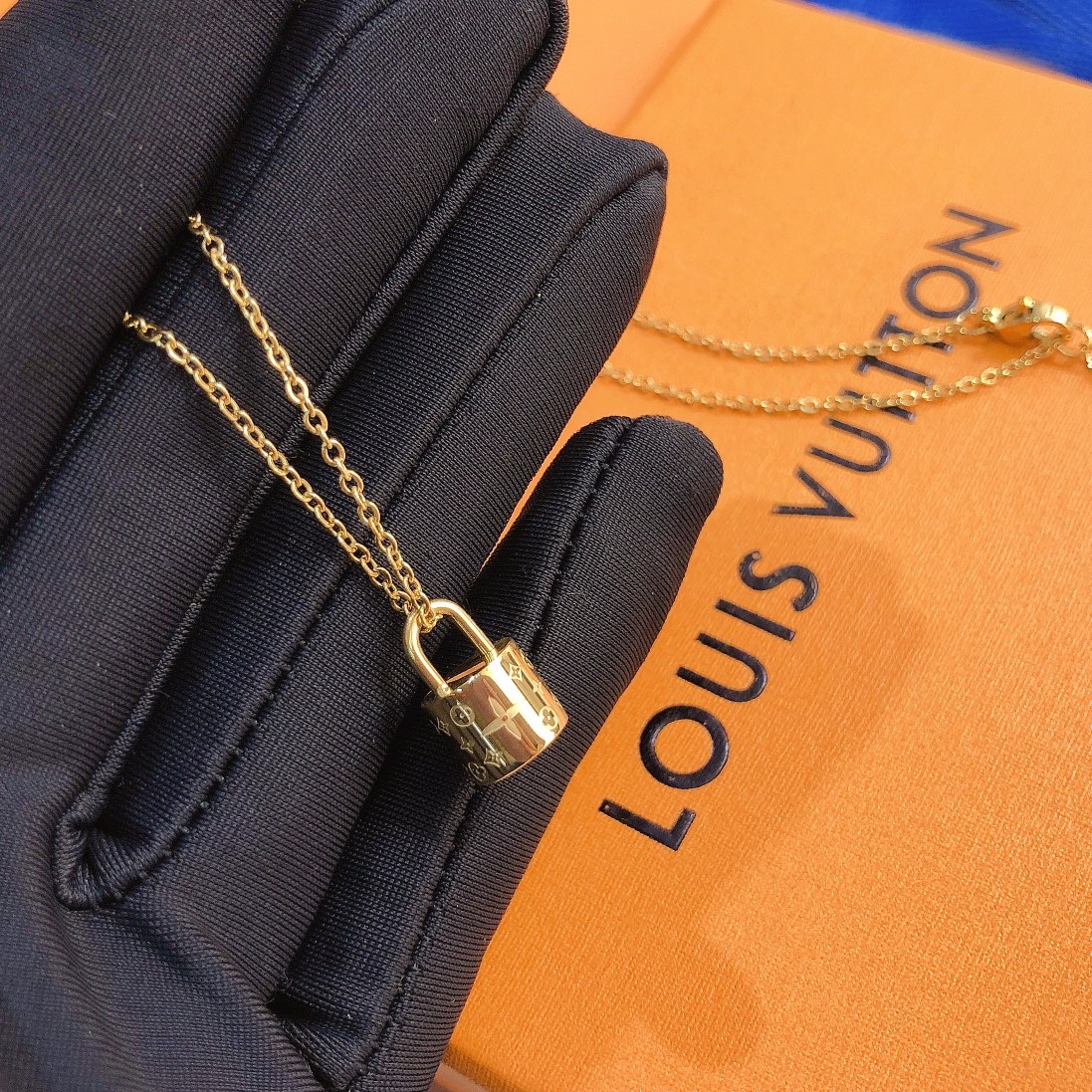 High   Quality   Fashion     Necklace   01326