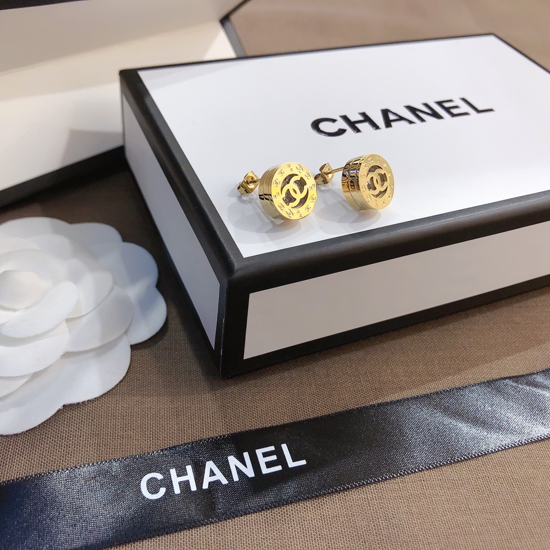 High   Quality   Fashion     Earring  01546