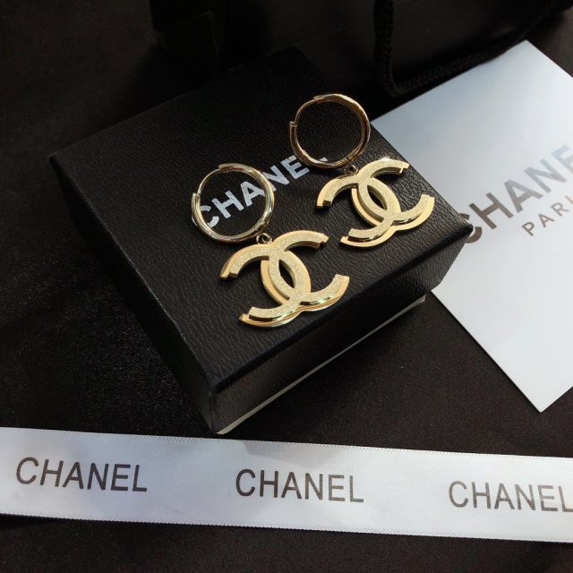 High   Quality   Fashion     Earring   01401