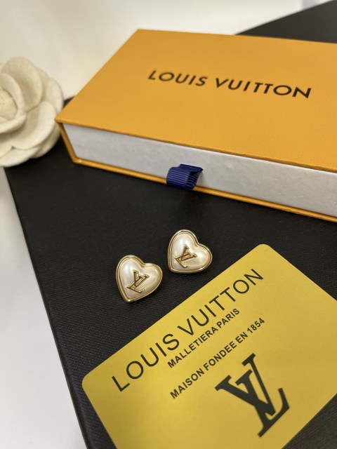 High   Quality   Fashion     Earring    011046