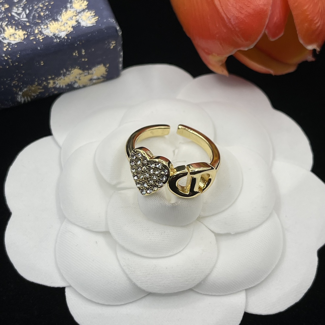 High Quality Fashion   Ring   07139189