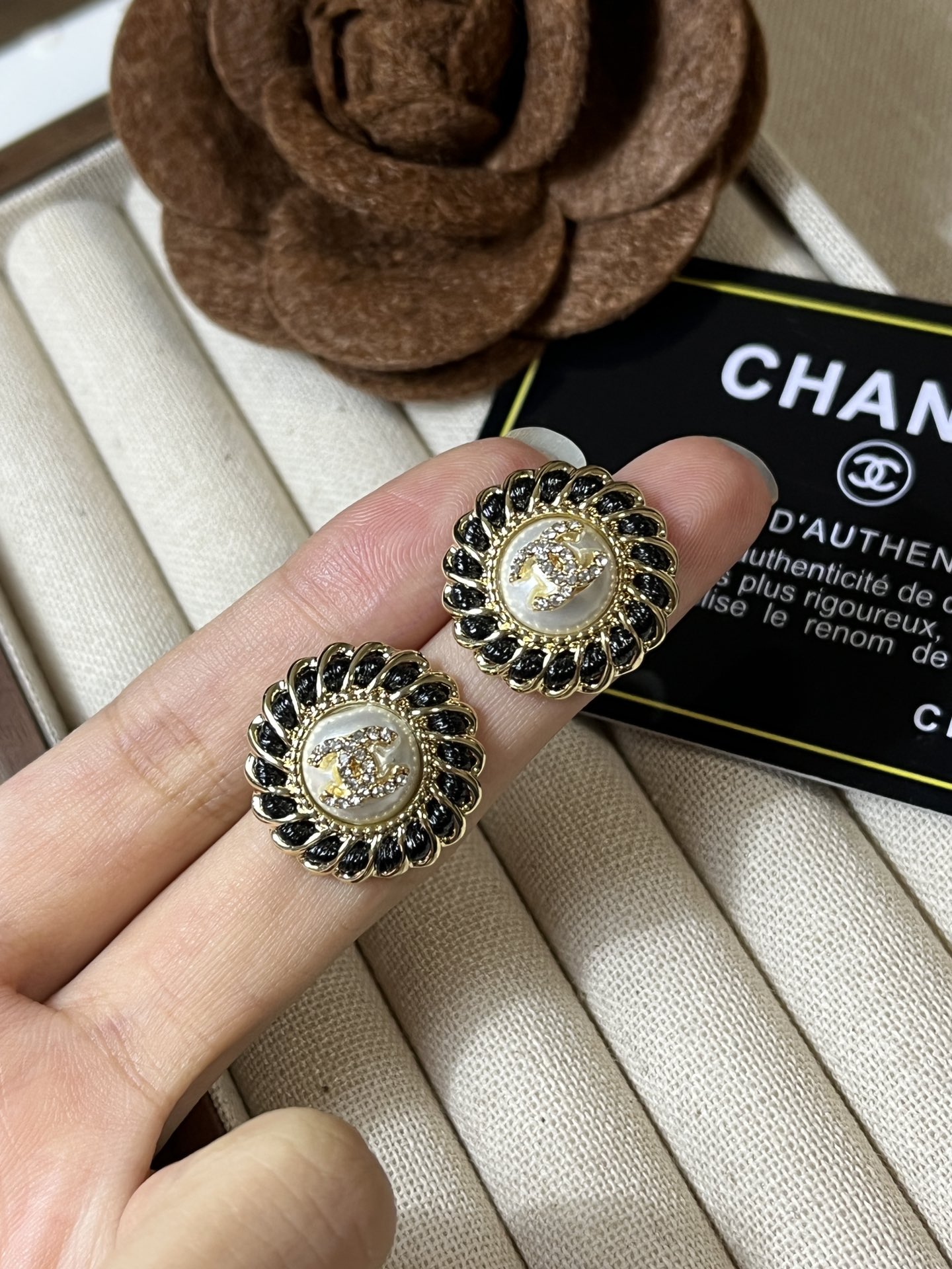 High   Quality   Fashion     Earring    011053