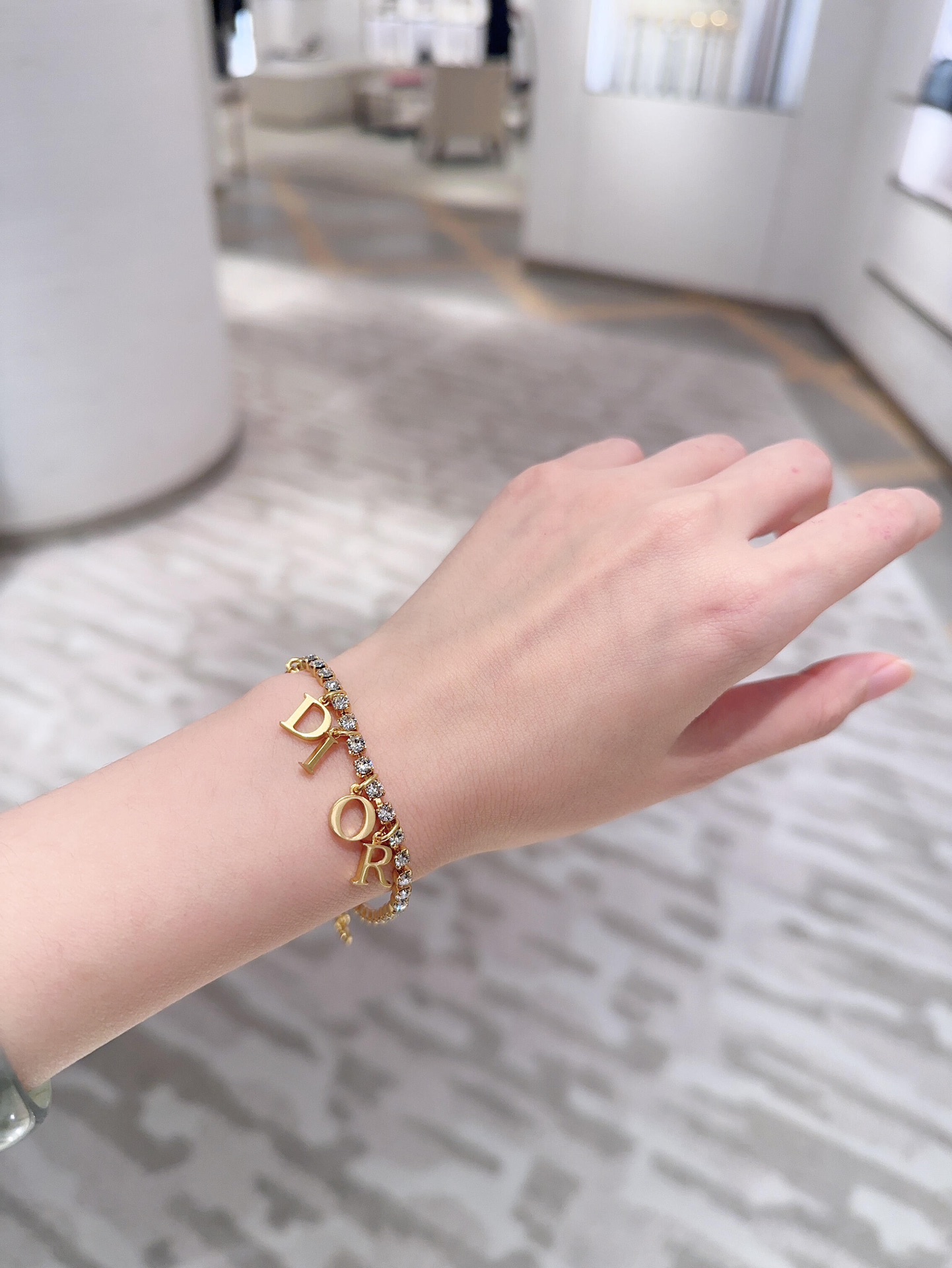 High   Quality   Fashion     Bracelet   01170