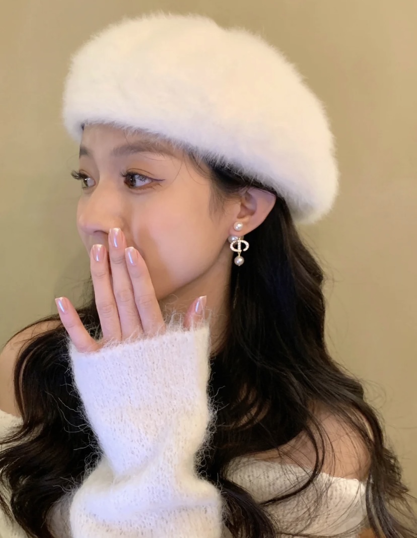 High   Quality   Fashion     Earring    01744