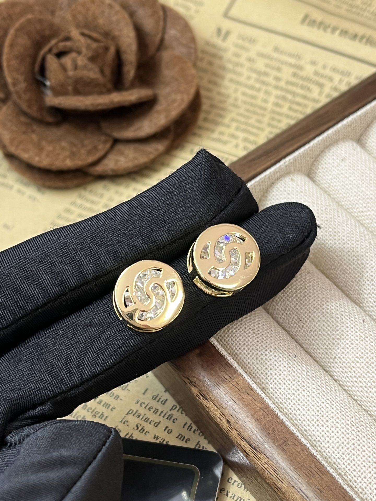 High   Quality   Fashion     Earring    011059