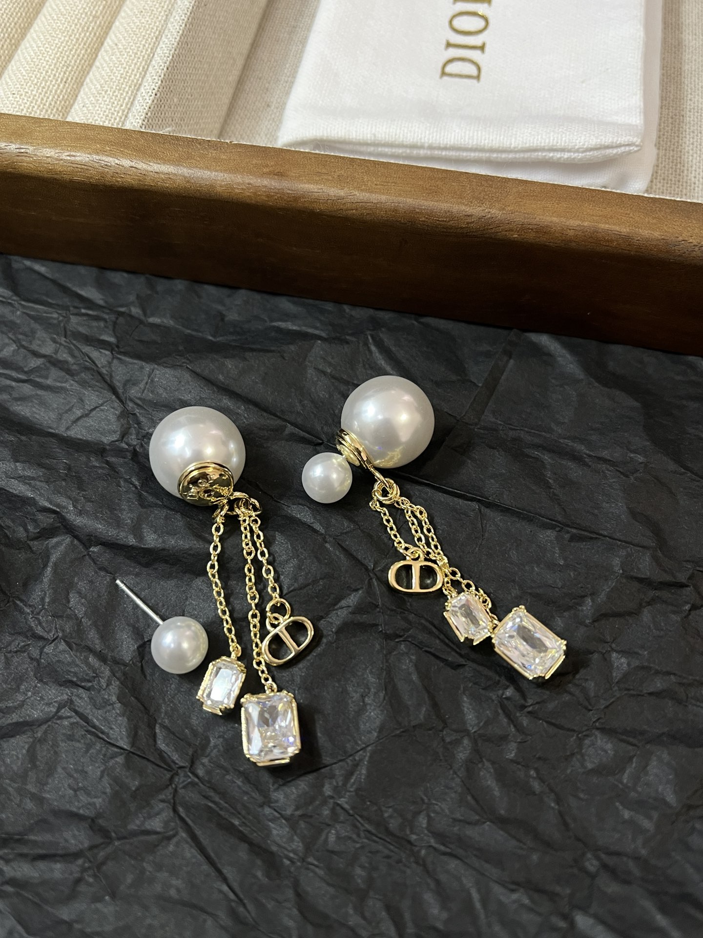 High   Quality   Fashion     Earring    011062