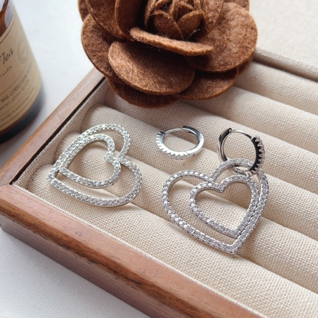 High   Quality   Fashion     Earring    011063