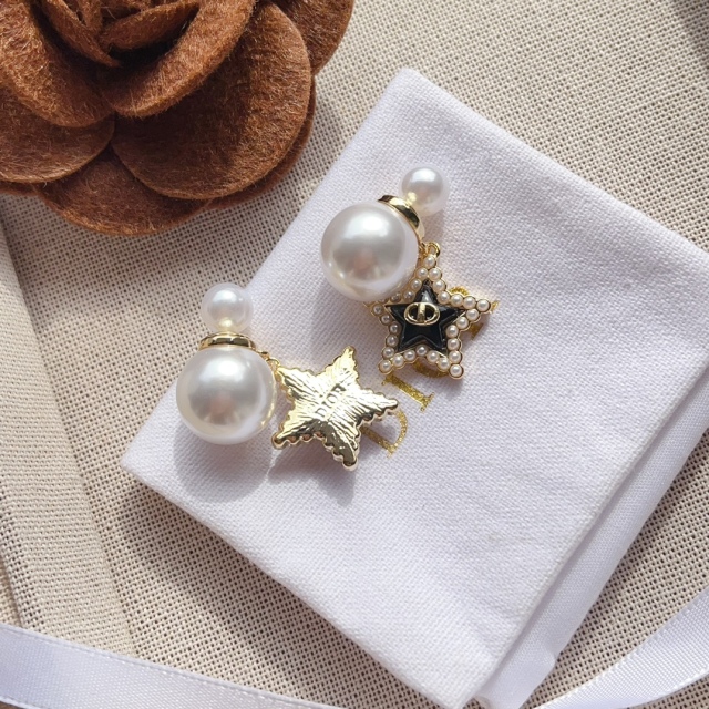 High   Quality   Fashion     Earring    011066