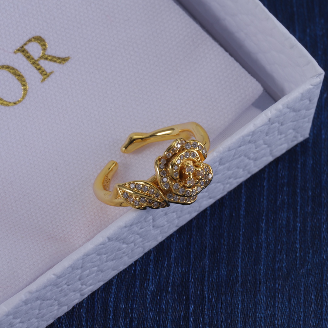High Quality Fashion Jewelry Ring 0718024