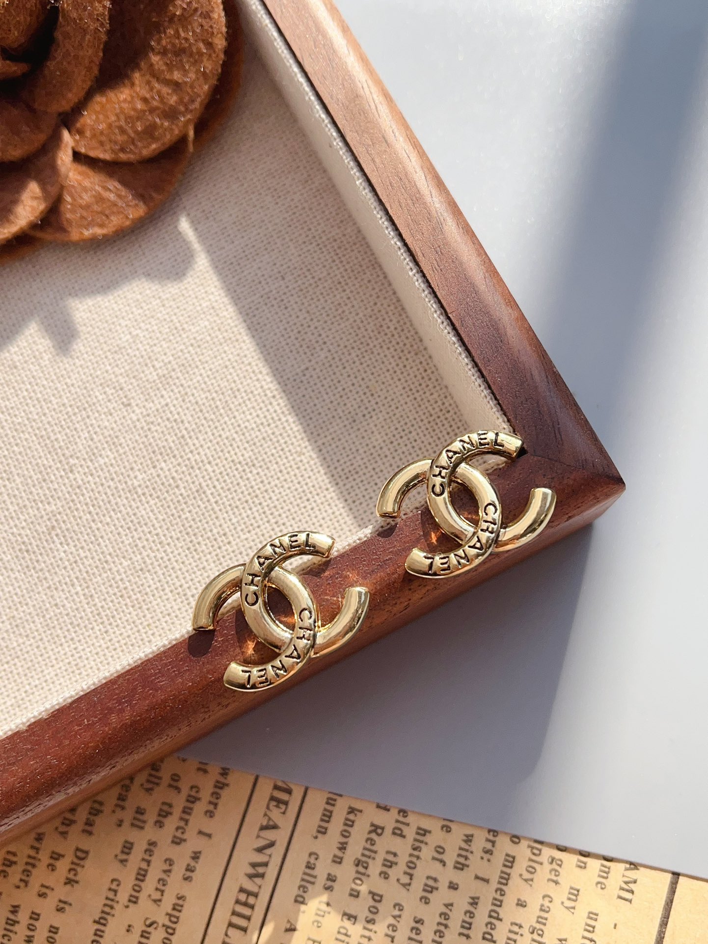 High   Quality   Fashion     Earring    011069