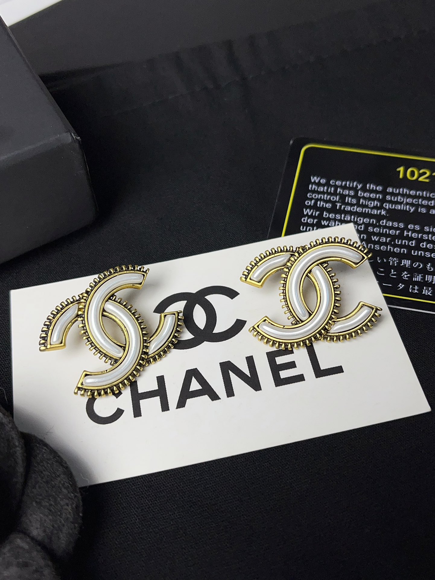 High   Quality   Fashion     Earring    011906