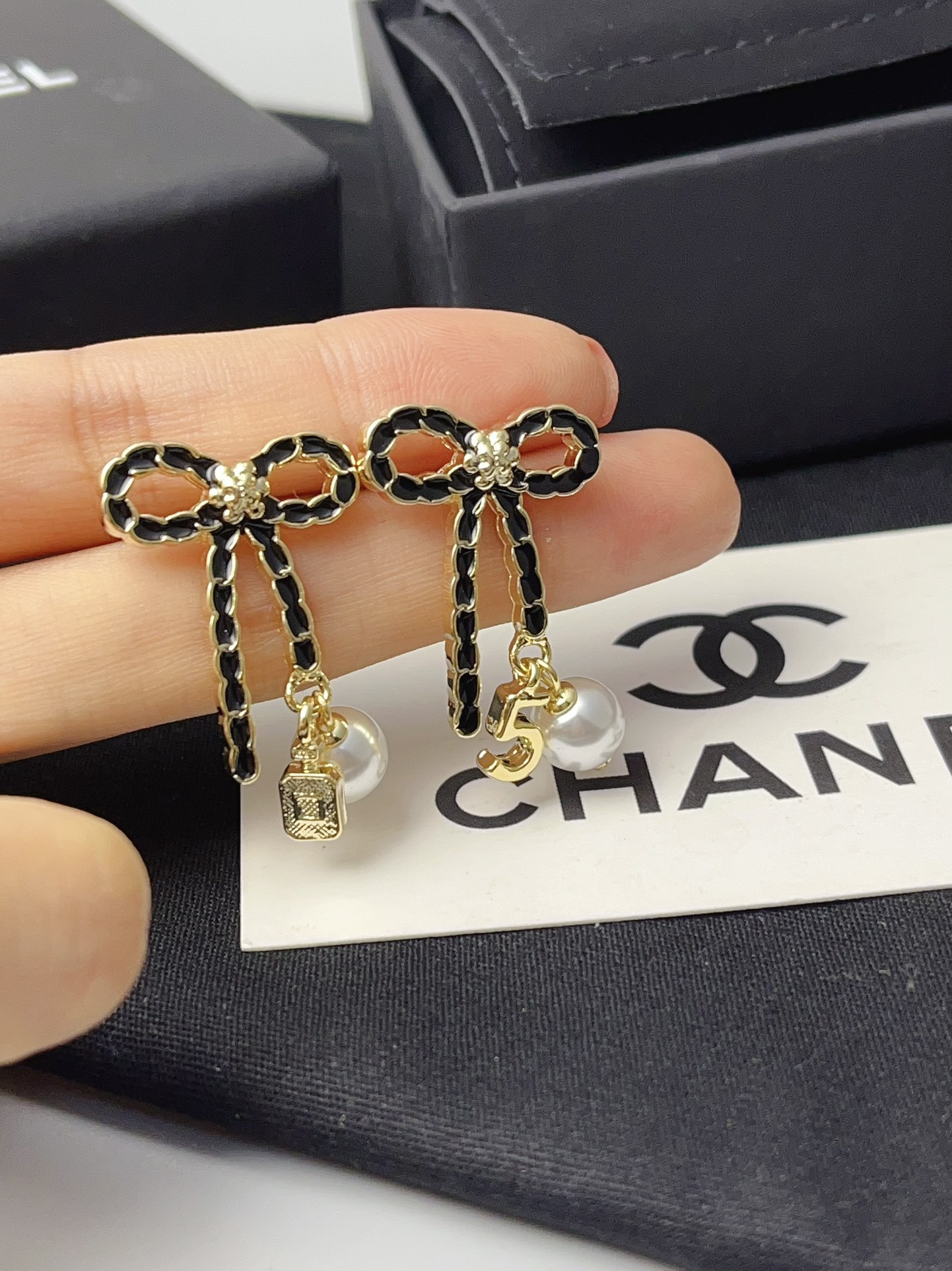 High   Quality   Fashion     Earring    011097