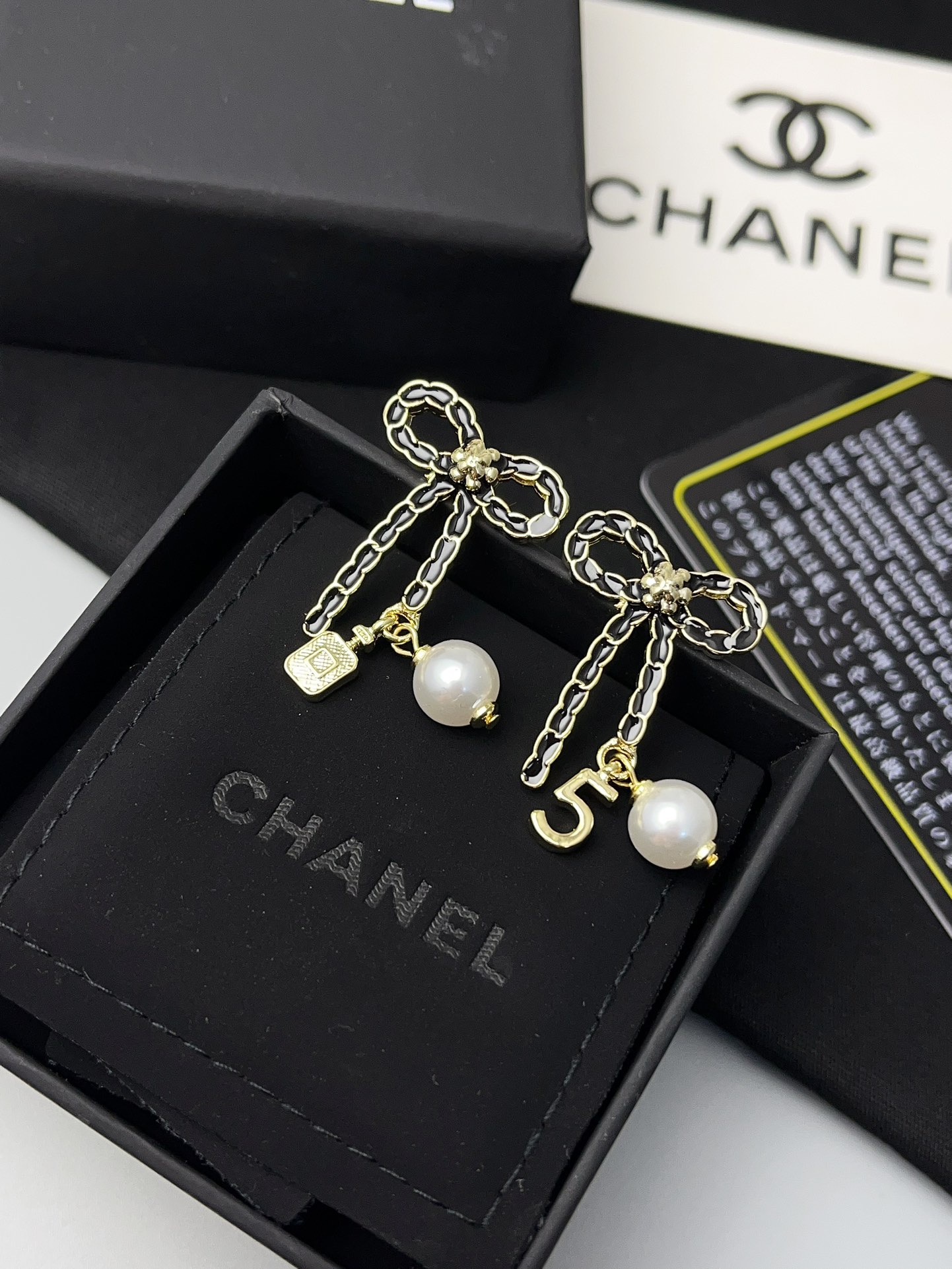 High   Quality   Fashion     Earring    011097