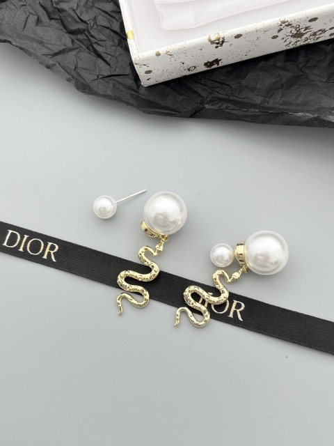 High   Quality   Fashion     Earring    011099