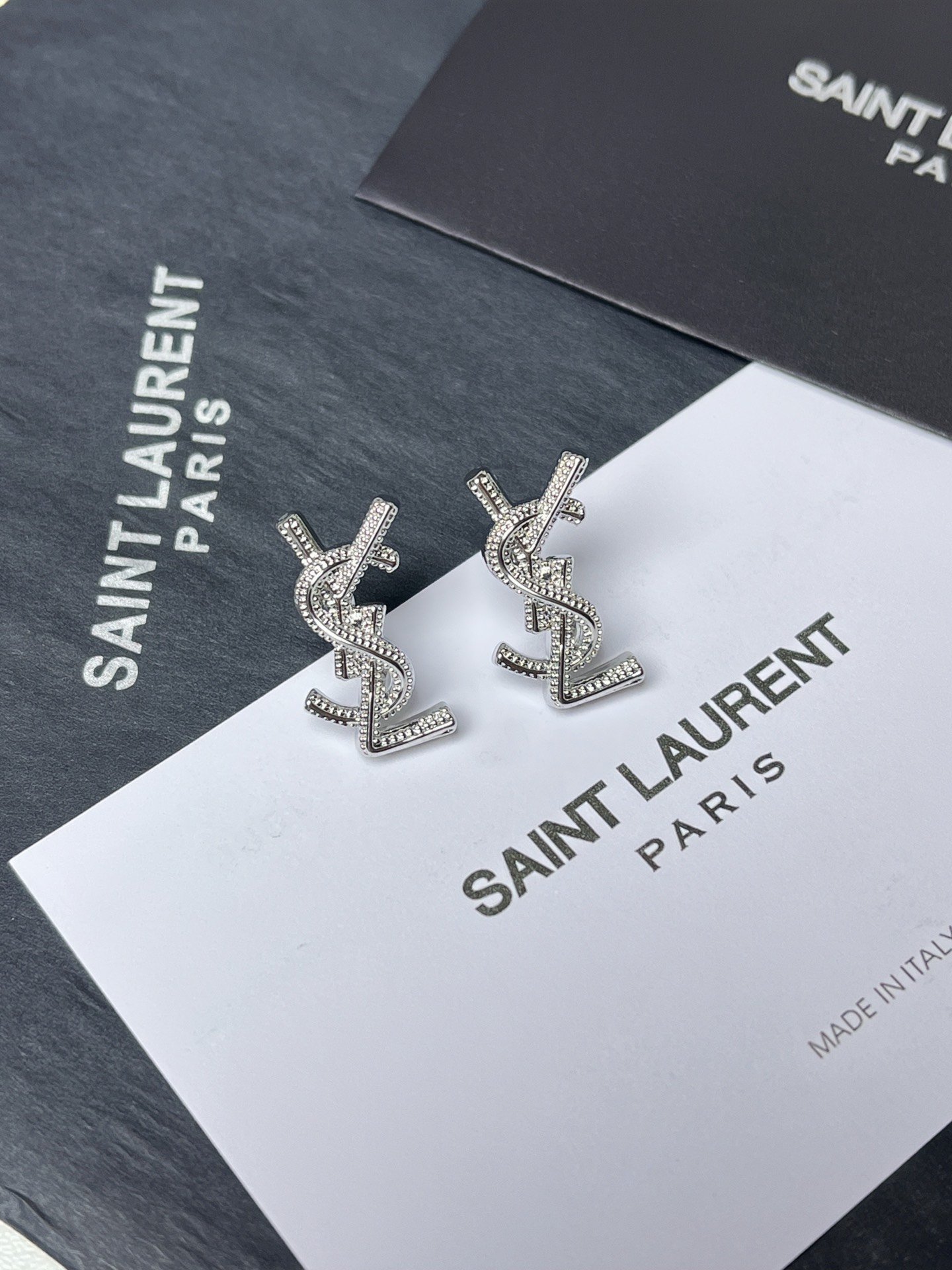 High   Quality   Fashion     Earring    011100