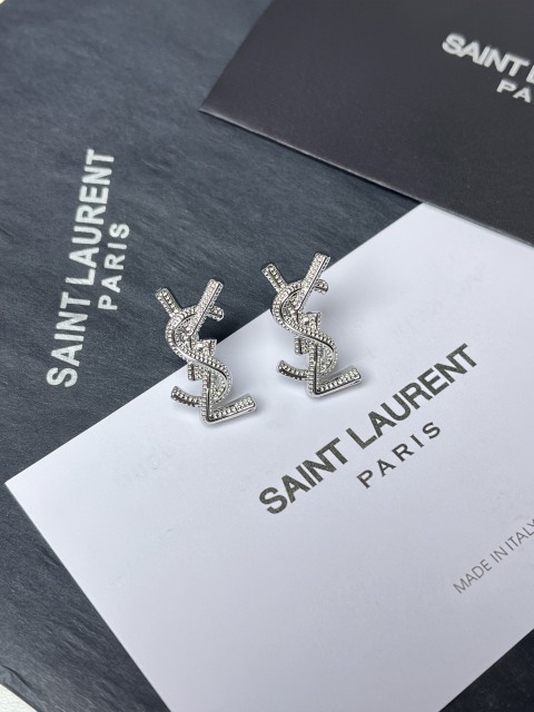 High   Quality   Fashion     Earring    011100