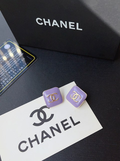 High   Quality   Fashion     Earring    011101