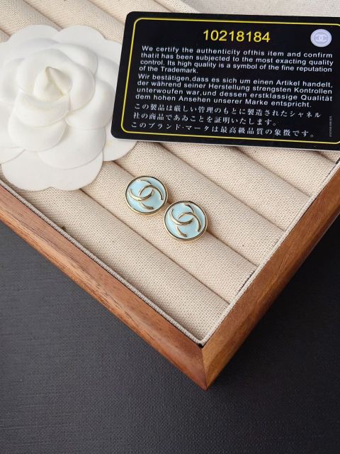 High   Quality   Fashion     Earring    011103