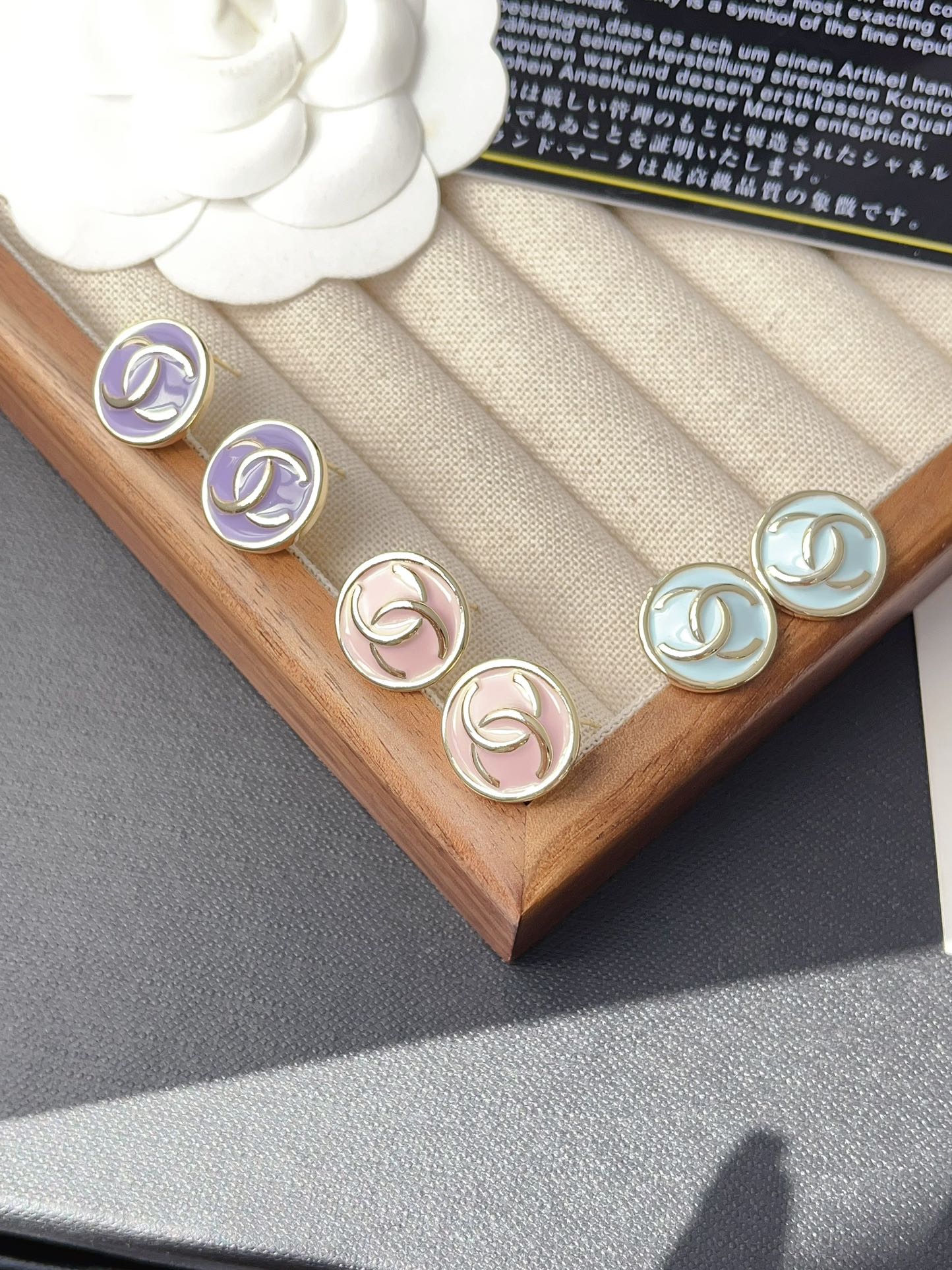 High   Quality   Fashion     Earring    011103