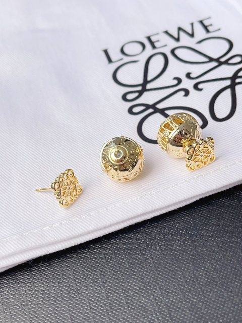 High   Quality   Fashion     Earring    011104