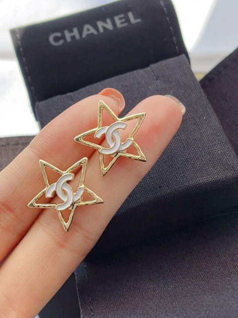 High   Quality   Fashion     Earring    011107
