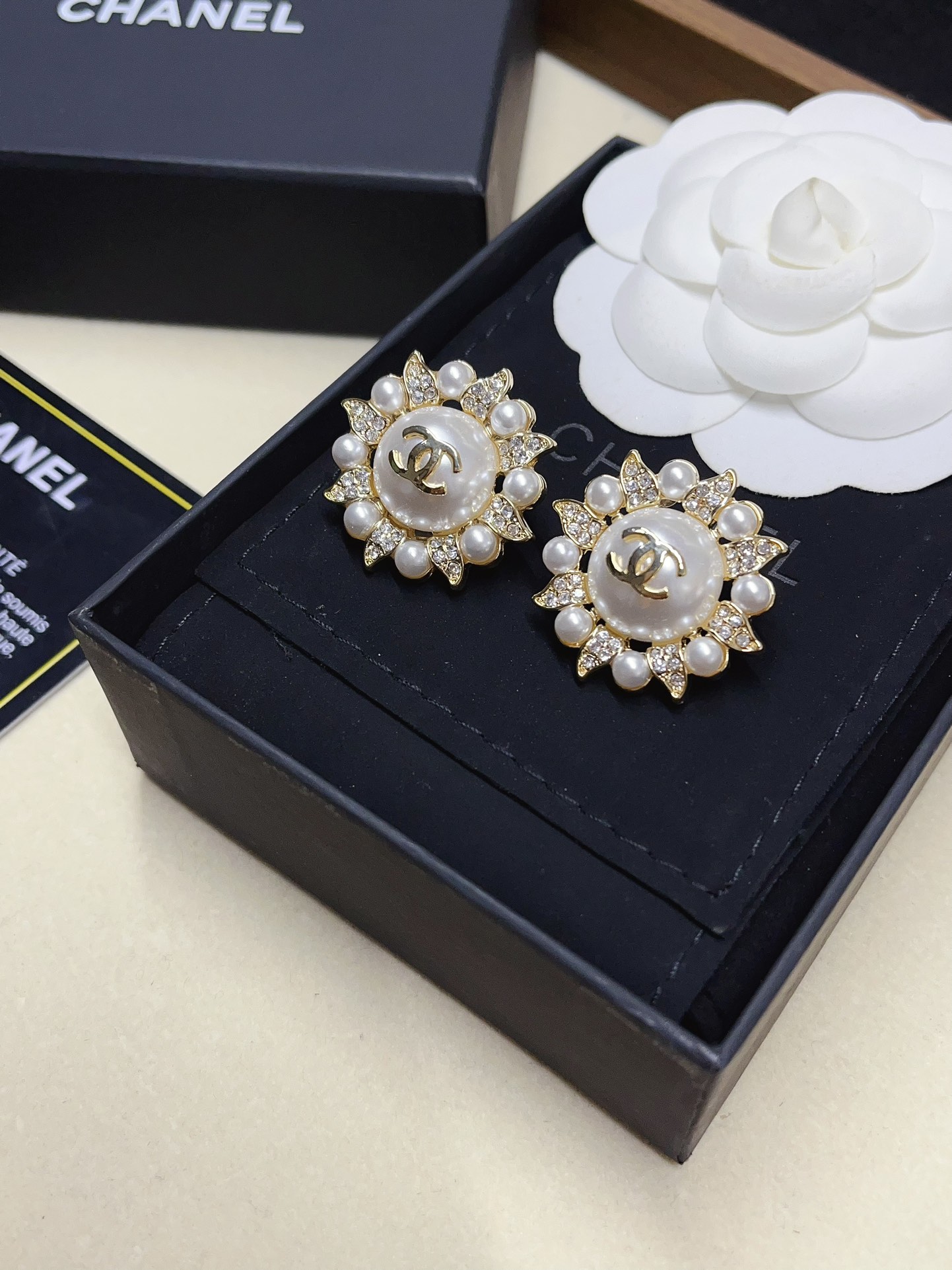 High   Quality   Fashion     Earring    011112