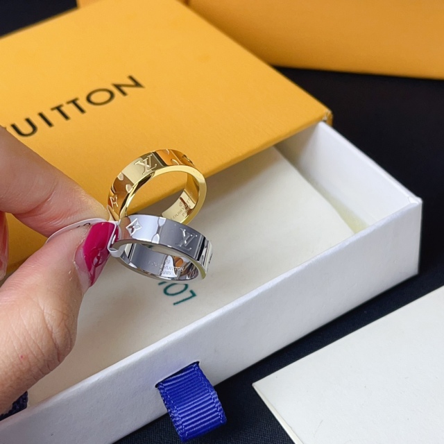 High   Quality   Fashion     Ring(Size 6#  7#  8#  9#)   01116