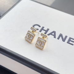 High   Quality   Fashion     Earring    011121