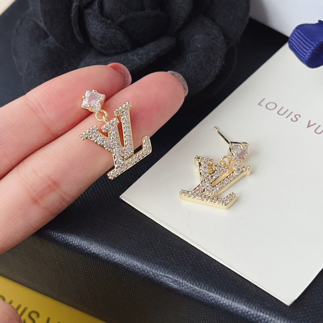 High   Quality   Fashion     Earring    011126