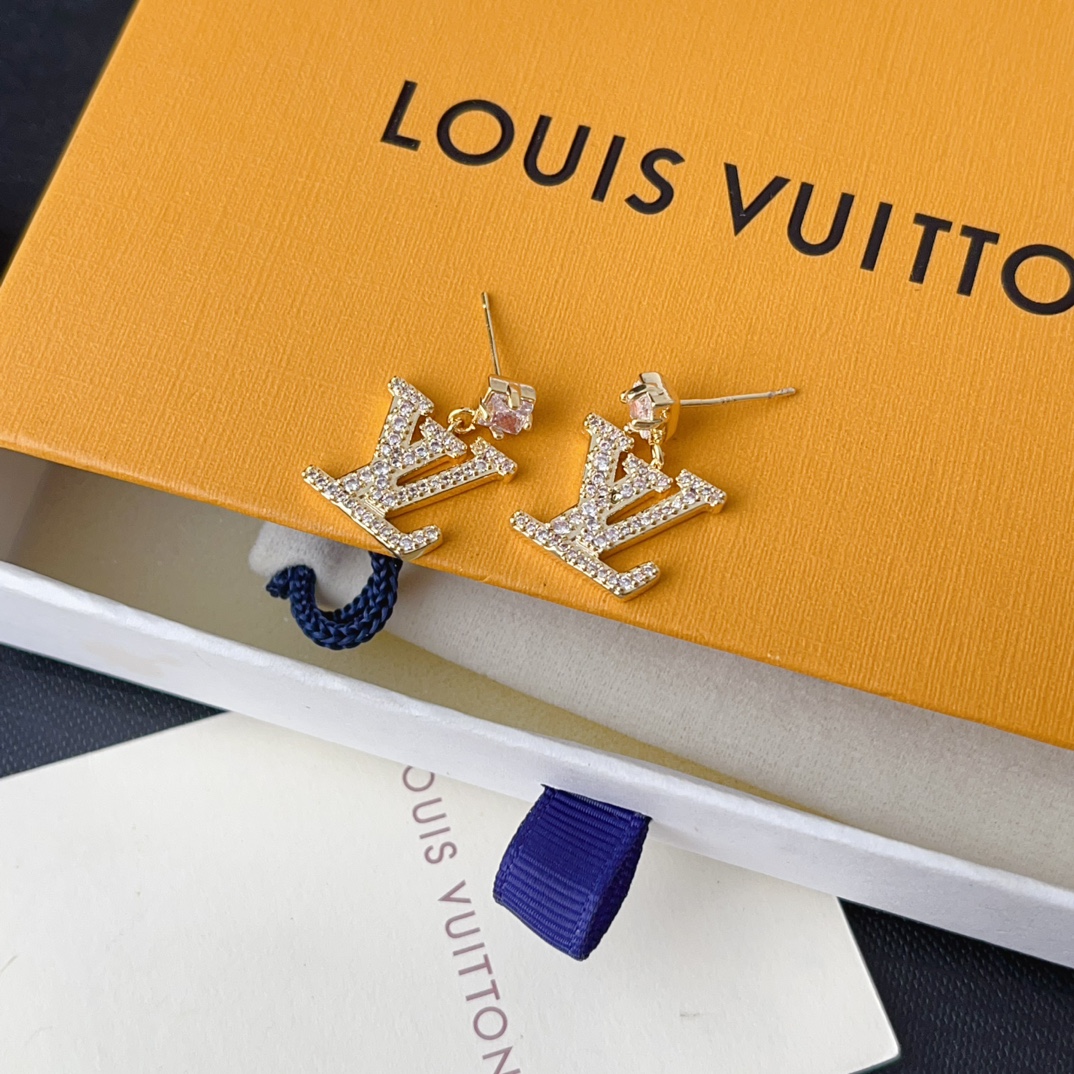 High   Quality   Fashion     Earring    011126