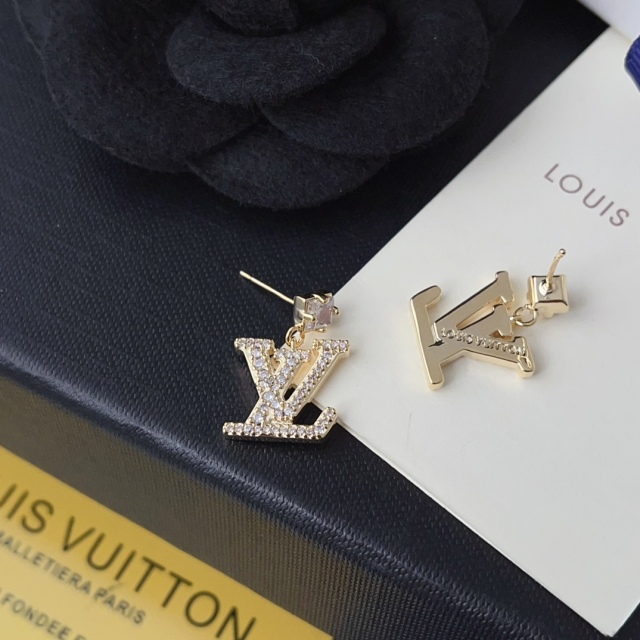 High   Quality   Fashion     Earring    011126