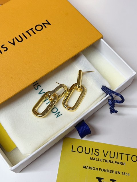 High   Quality   Fashion     Earring    011142